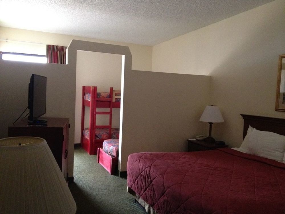 Ramada Maingate West Hotel Lake Buena Vista Room photo