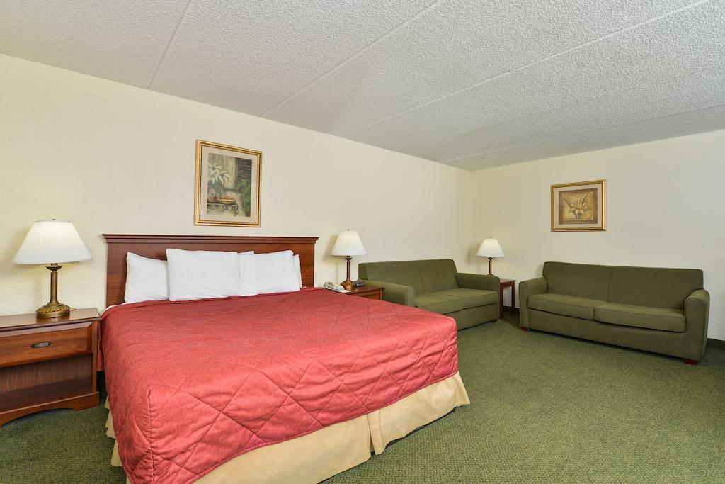 Ramada Maingate West Hotel Lake Buena Vista Room photo