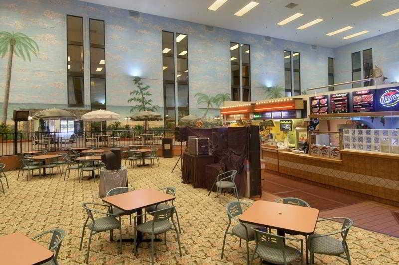 Ramada Maingate West Hotel Lake Buena Vista Restaurant photo