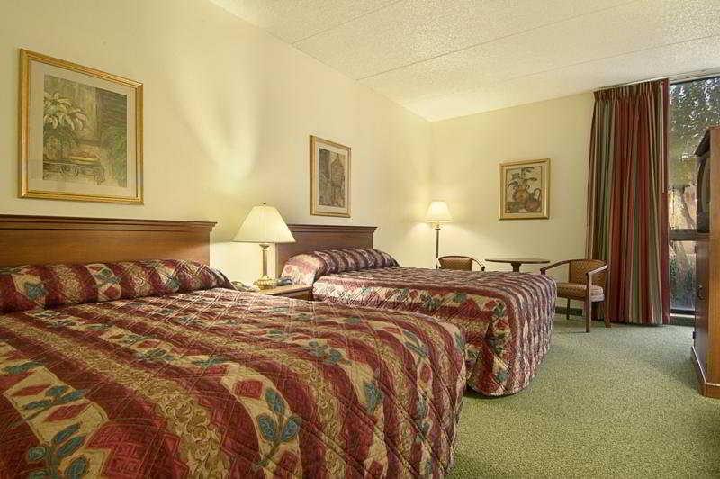 Ramada Maingate West Hotel Lake Buena Vista Room photo